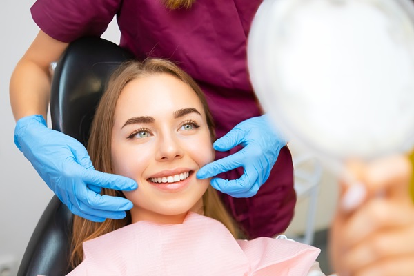 How Veneers Are Used In Cosmetic Dentsitry